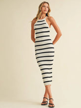 Cargar imagen en el visor de la galería, COLORBLOCK STRIPES BODYCON MAXI DRESS