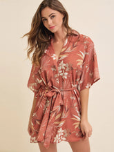 Cargar imagen en el visor de la galería, BELTED FRONT POCKETS FLORAL MINI DRESS
