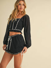 Cargar imagen en el visor de la galería, CROP TOP &amp;  SHORTS EYELET LACE UP  SET