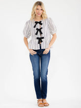 Cargar imagen en el visor de la galería, FRONT TIE STRIPES COLORBLOCK PEPLUM TOP