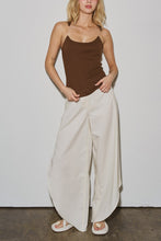 Cargar imagen en el visor de la galería, SIDE SLID LINEN BALOON PANTS