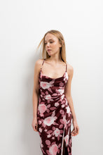 Cargar imagen en el visor de la galería, VESTIDO SATINADO ESTAMPADO
