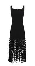 Cargar imagen en el visor de la galería, THE BLACK FRINGE DRESS