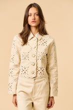 Cargar imagen en el visor de la galería, THE CREAM DETAIL JACKET