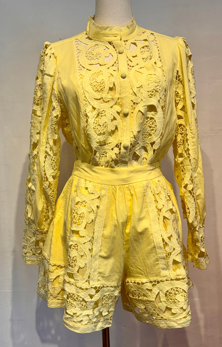 THE BUTTER YELLOW SET