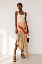 Cargar imagen en el visor de la galería, THE RED PRINT FRINGE SKIRT