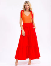Cargar imagen en el visor de la galería, FRONT POCKET TIERED COLORBLOCK MAXI DRESS