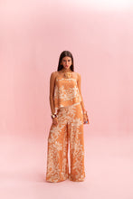 Load image into Gallery viewer, LELI CORREIA CREAM TOP