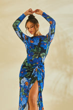 Cargar imagen en el visor de la galería, LELI CORREIA FLOWER PRONT BODYSUIT