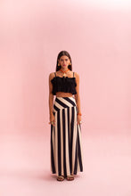 Cargar imagen en el visor de la galería, LELI CORREIA STRIPES S¡MAXI SKIRT