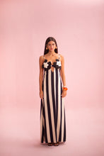 Cargar imagen en el visor de la galería, LELI CORREIA STRIPES FLOWER DRESS