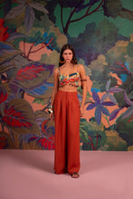 Cargar imagen en el visor de la galería, LELI CORREIA WOOD TOP