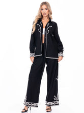 Cargar imagen en el visor de la galería, BUTTON UP EMBROIDERY LINEN TOP