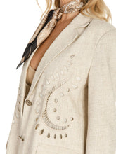 Cargar imagen en el visor de la galería, EYELET DETAILED BLAZER