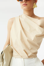 Load image into Gallery viewer, TOP JUANJO BEIGE