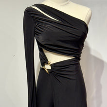 Cargar imagen en el visor de la galería, THE BLACK ASYMETRIC JUMPSUIT