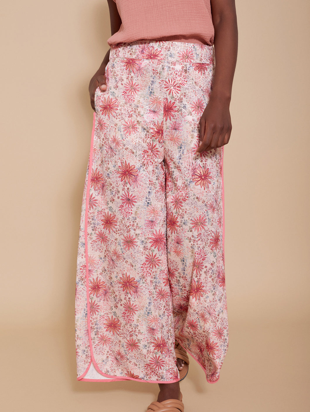 Pantalón fluido de punto estampado