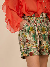 Cargar imagen en el visor de la galería, Short en tejido jacquard - MEISIE BCN
