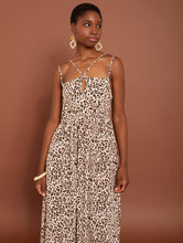 Cargar imagen en el visor de la galería, Vestido midi de tirantes estampado animal print