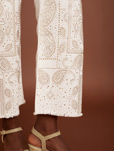 Cargar imagen en el visor de la galería, Pantalón denim con strass bandana