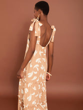 Cargar imagen en el visor de la galería, Vestido largo estampado gotas