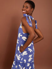 Cargar imagen en el visor de la galería, Vestido largo estampado gotas