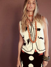 Cargar imagen en el visor de la galería, Chaleco con bordados totem