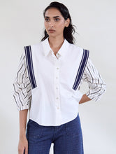 Load image into Gallery viewer, Camisa combinada rayas y liso con cinta listada en el hombro SKATIE BCN