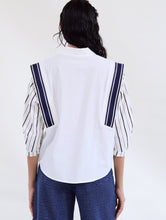 Load image into Gallery viewer, Camisa combinada rayas y liso con cinta listada en el hombro SKATIE BCN