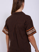 Load image into Gallery viewer, Camisa rayas SKATIE BCN