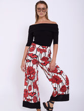 Cargar imagen en el visor de la galería, Pantalón estampado flores SKATIE BCN