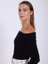 Cargar imagen en el visor de la galería, Top de punto asimétrico liso SKATIE BCN