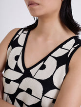 Cargar imagen en el visor de la galería, Top de punto con jacquard SKATIE BCN