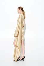Cargar imagen en el visor de la galería, THE ONE SHOULDER SATIN GOWN