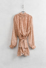 Cargar imagen en el visor de la galería, THE POLKA DOT MAUVE DRESS