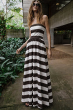 Cargar imagen en el visor de la galería, THE STRIPES MAXI DRESS