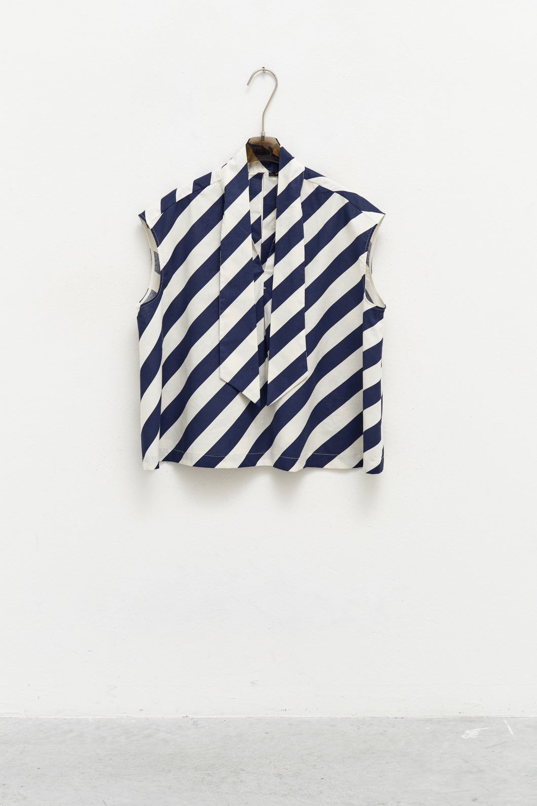 THE STRIPE SHIRT