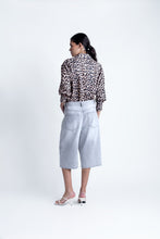 Cargar imagen en el visor de la galería, CAMISA ANIMAL PRINT
