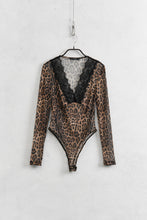 Cargar imagen en el visor de la galería, THE ANIMAL PRINT LACE BODY