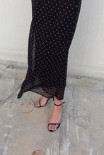 Cargar imagen en el visor de la galería, VESTIDO MIDI ESTAMPADO