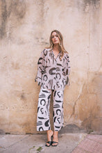 Cargar imagen en el visor de la galería, BLUSA ESTAMPADA GASA