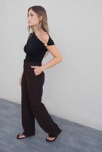 Cargar imagen en el visor de la galería, TOP ASIMÉTRICO APLIQUE