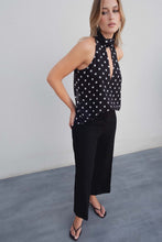 Cargar imagen en el visor de la galería, TOP HALTER LUNARES