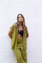 Cargar imagen en el visor de la galería, TOP CRUZADO KIMONO