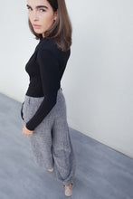 Cargar imagen en el visor de la galería, PANTALÓN ESTRUCTURA BOMBACHO