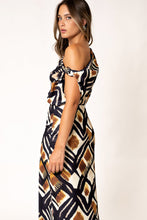 Cargar imagen en el visor de la galería, CUERPO ASIMÉTRICO ESTAMPADO