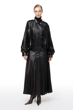 Cargar imagen en el visor de la galería, THE BLACK JACKET