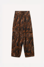 Cargar imagen en el visor de la galería, THE ANIMALIER CARGO PANTS