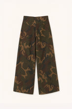 Load image into Gallery viewer, THE CAMO PANTS