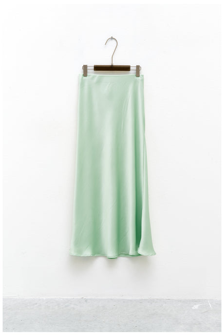 THE SATIN SKIRT